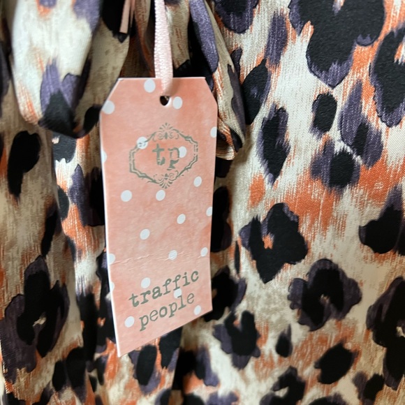 Traffic People NWT Self Tie Leopard Print Blouse S - Picture 6 of 8